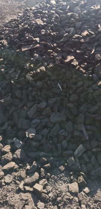 Lignit .carbune brun  mărunțit și sortat cărbune pentru încă