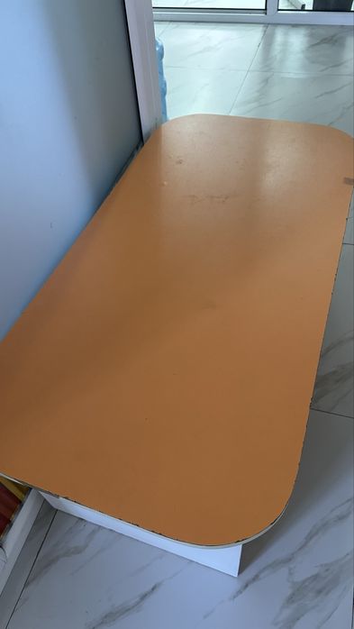 Продам парты и стулья в садик