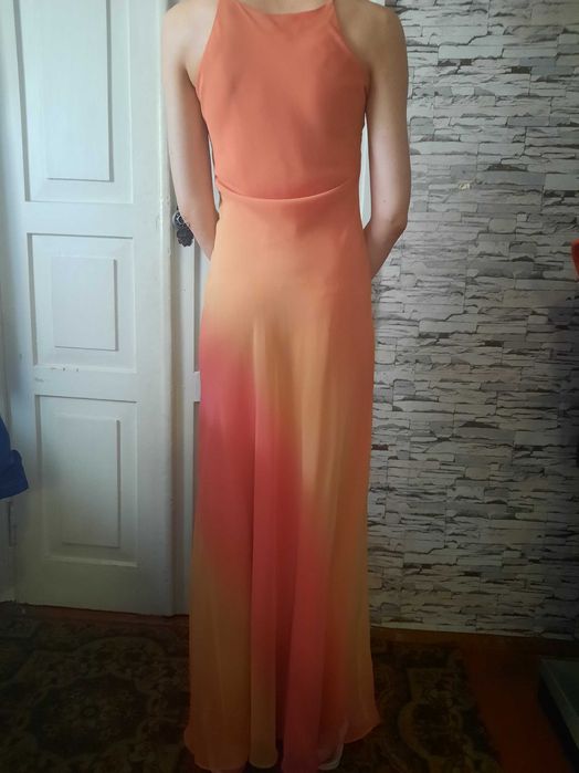 Платье вечернее оранжевое