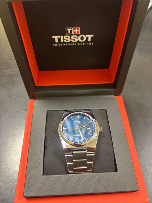 Tissot часовник