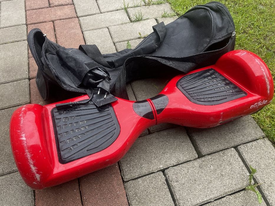 Vând hawerboard rosu