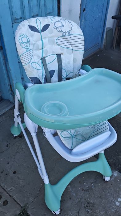 Продам детский столик