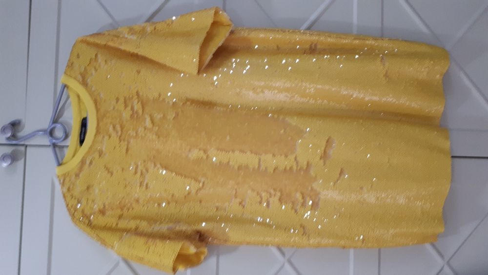 Платье в пайетках