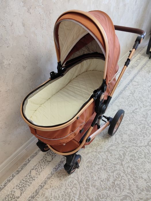 Продам отличную коляску