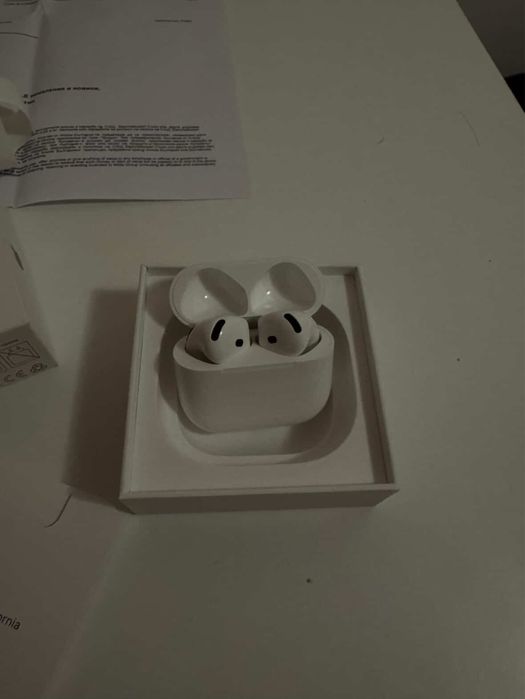 AirPods 4 ANC с 2г. гаранция към iStyle