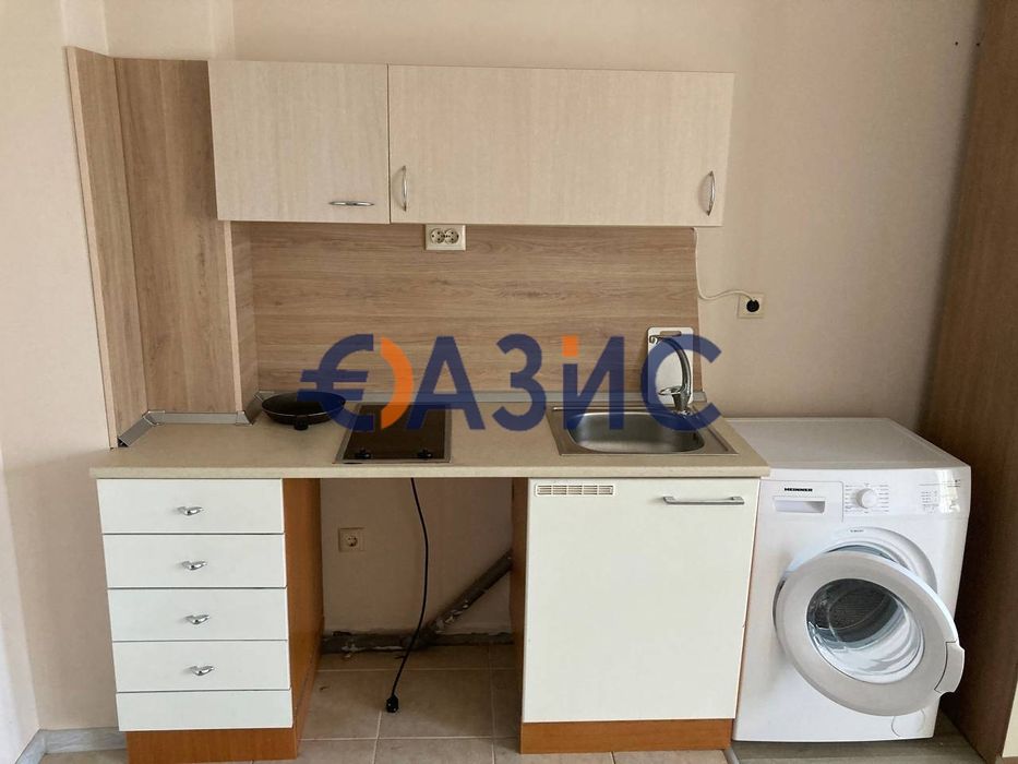 Студио в комплекс Каса дел Сол-42,43 кв. м. 58000 евро в Слънчев Бряг,