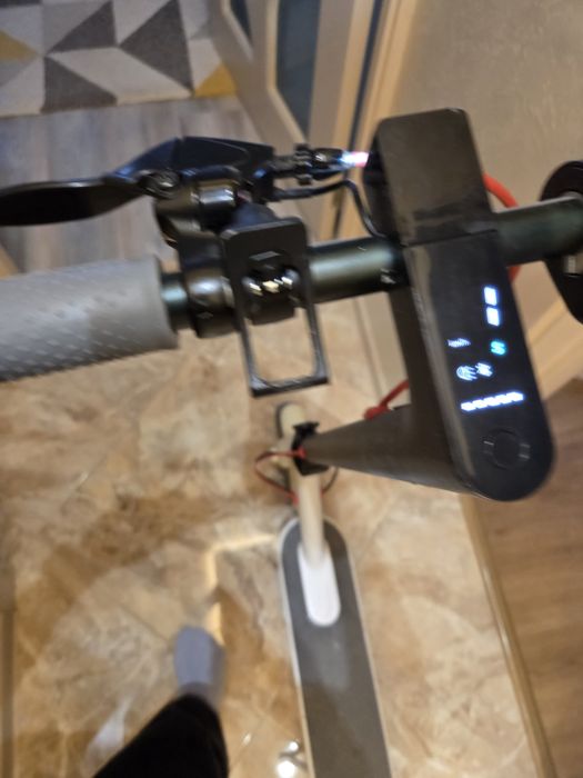 Продавам ел.тротинетка Xiaomi