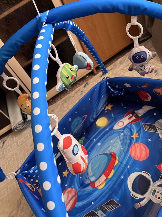 Продам шезлонг и детский коврик