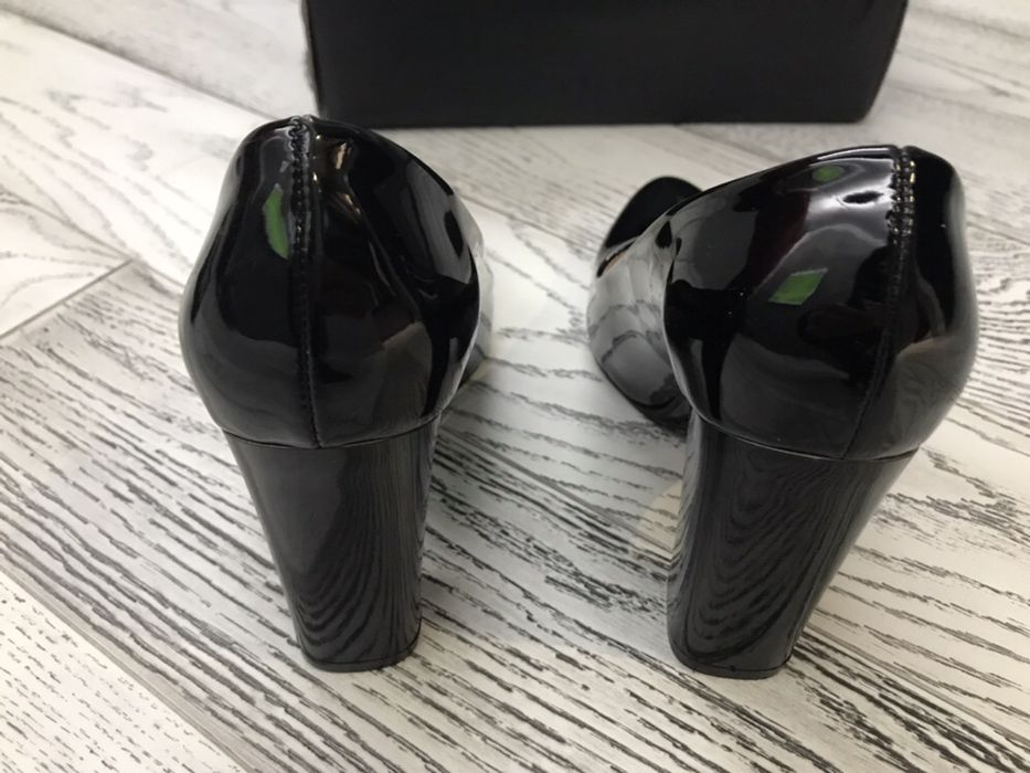 Дамски обувки