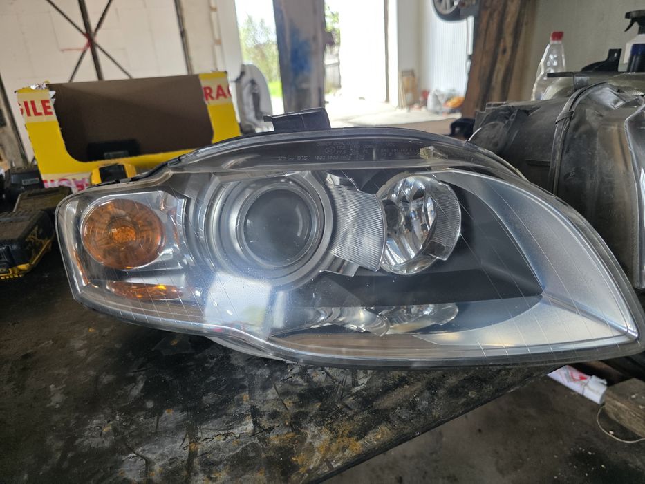 Far Bixenon Audi A4 B7 Faruri Xenon A4 B7