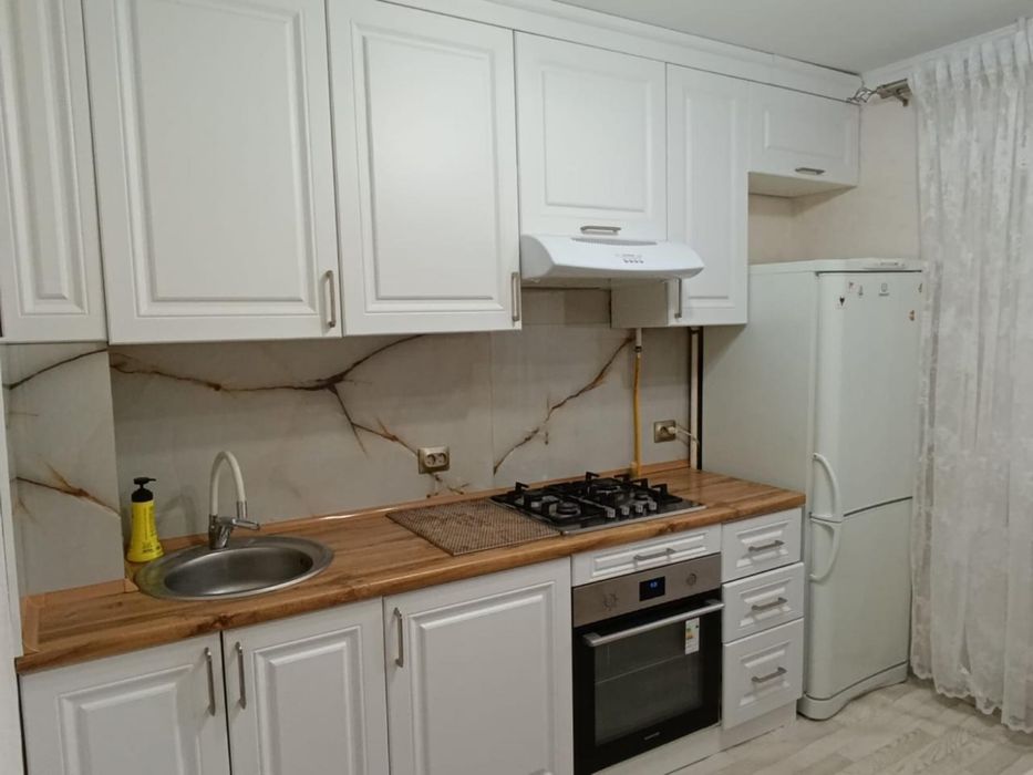 Сдается квартира на 11 микрорайоне