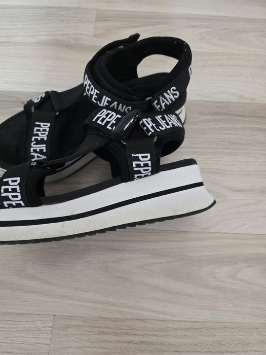 Сандали PEPE JEANS  24см стелка