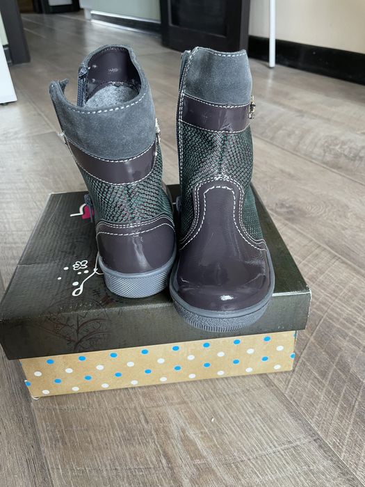 Сапожки для девочки демисезонные