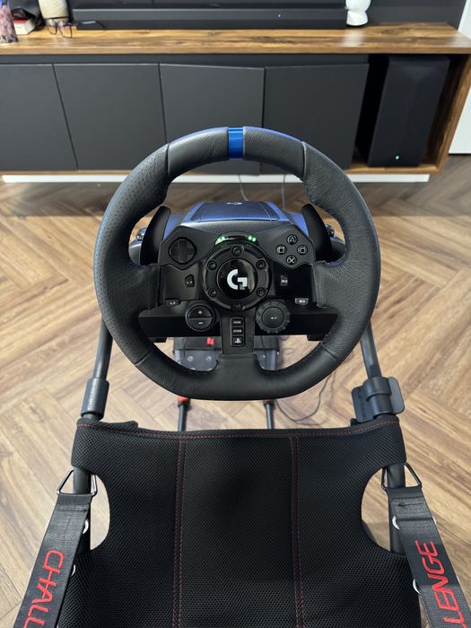Logitech G923 PS4/PS5 + Playseat Challenge Actifit