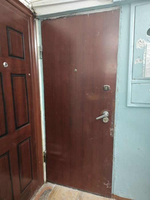 Железная дверь продам