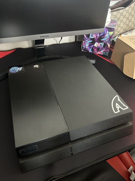 Ps4 fat.