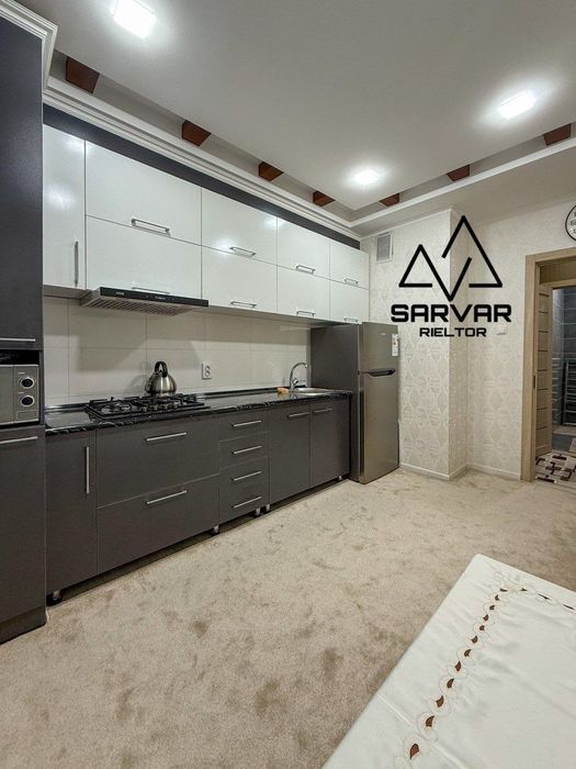 Продам 3 ком на Махтумкули жк Беш Чинор