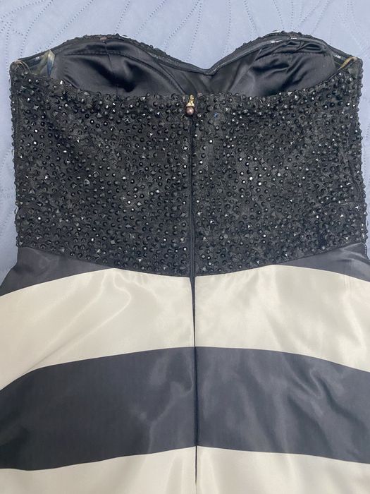 Платье- размер М