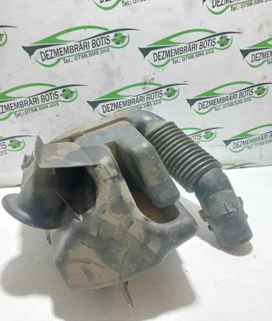 Carcasa filtru Peugeot 206 2006 1.4 MT (75 hp)