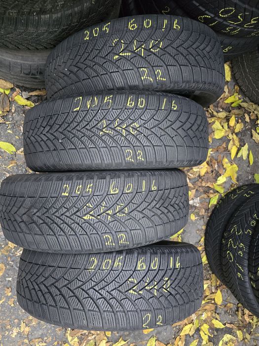 Anvelope Semperit 205/60/16 iarna