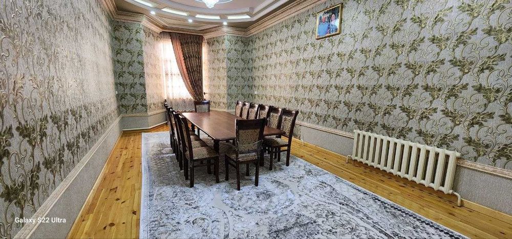 Chinoz 8 sotxli uchastka 16 ta xona srochna sotiladi 200.000