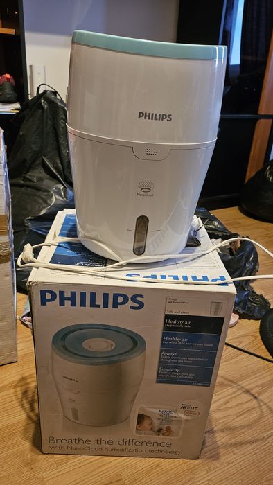 Umidificator de aer Philips HU4801/01, Tehnologie NanoCloud, Rezervor