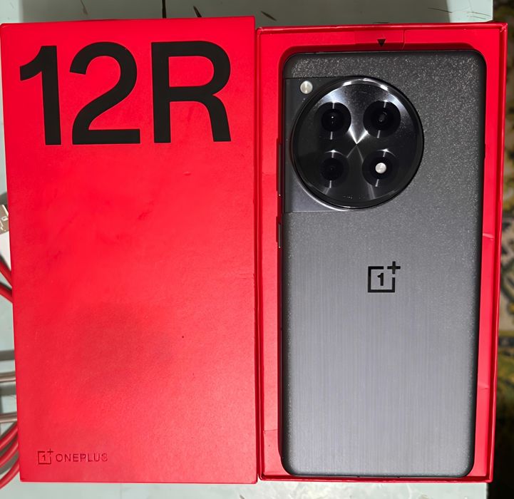 OnePlus 12R, 16/256гб