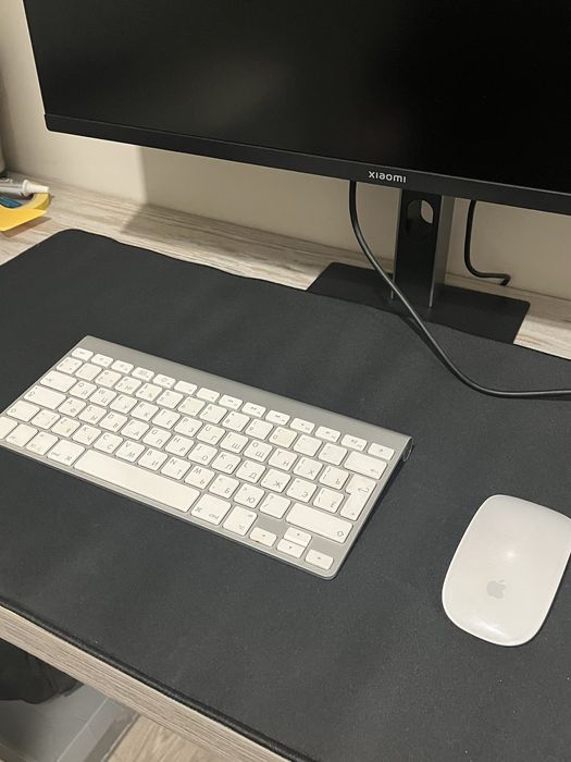 Клавиатура и мышь Apple