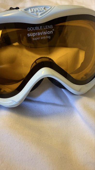 Скиорски очила нови UVEX, super anti-fog
