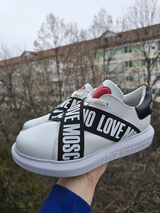2 perechi adidasi Love Moschino 39 Noi!