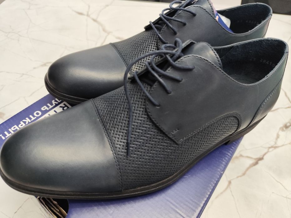 Новые мужкие туфли из натуральной кожи (43 размер)