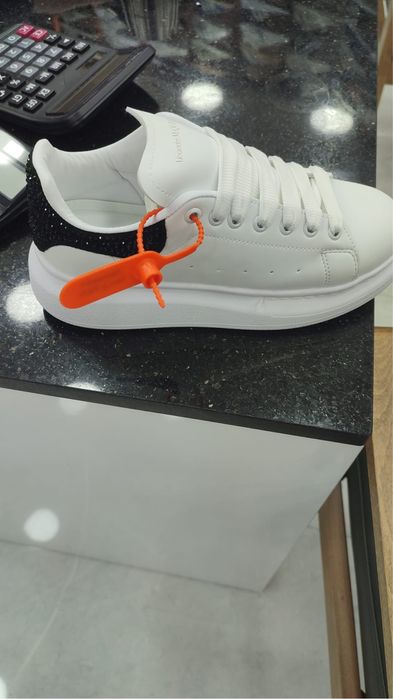 Adidasi Alexander McQueen