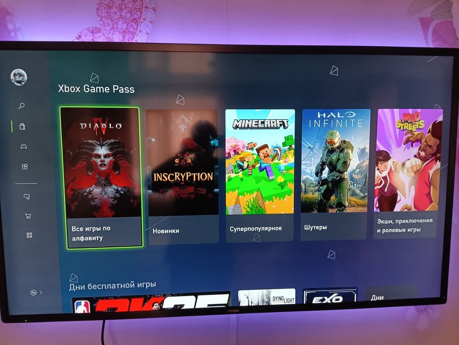 Продам xbox one s 1 tb.