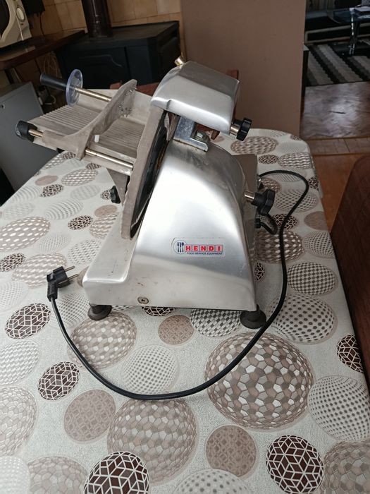 Машина за рязане на колбаси внос Германия