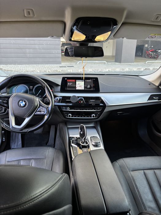 BMW Seria 5 G30 – 2017 • 2.0 Diesel 190 CP • Automată • Apple CarPlay
