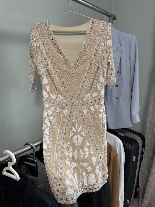 Вечерное платье