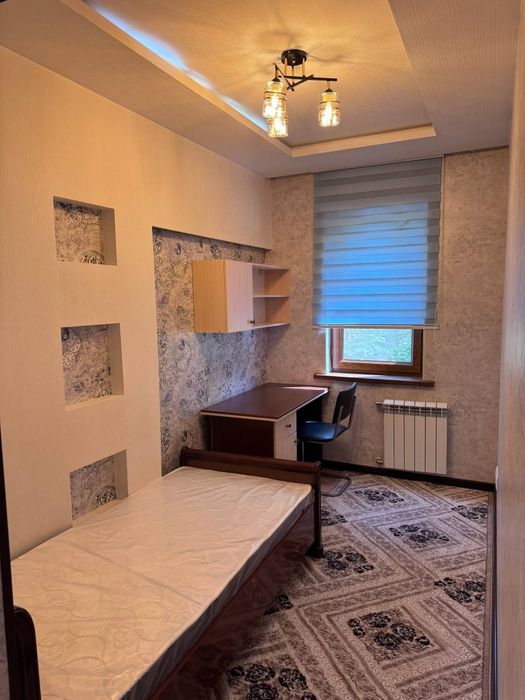 Продаётся 4/2/9 квартира, метро Ойбек, ор школа 506