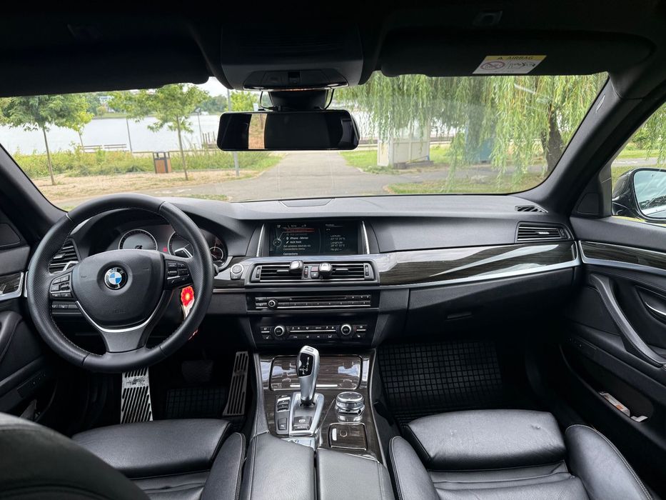 BMW Seria 5 BMW F11 520D xDrive 8HP