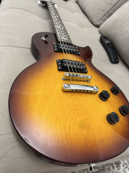 Гитара Epiphone les Paul