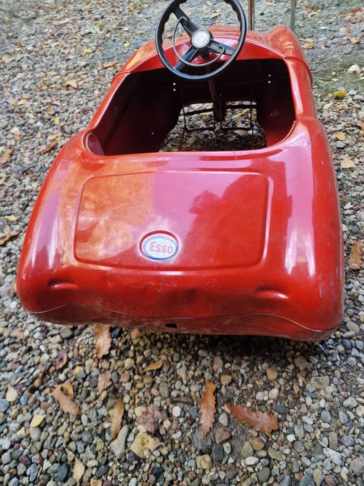 Ретро метална количка с педали