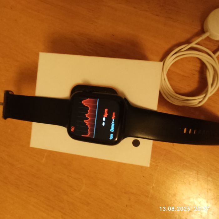 Продам Apple Watch