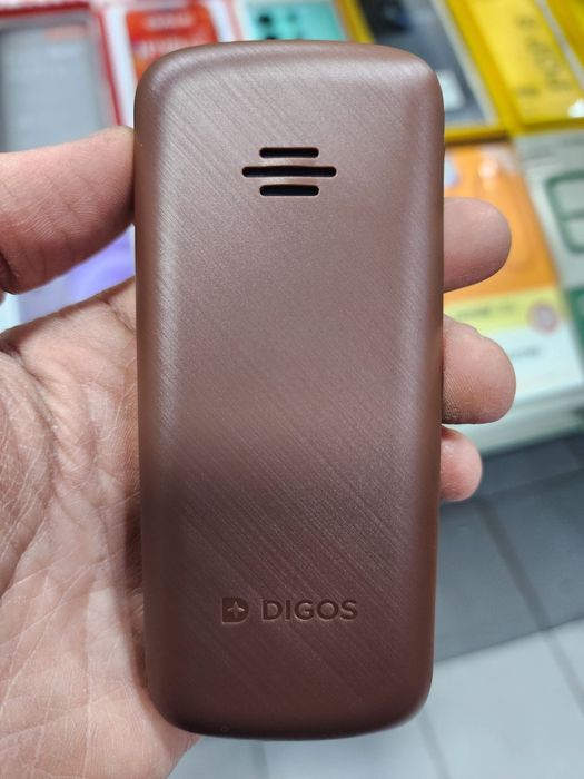 Digos 101 - 2 sim, fleshka tushadi, zaryadkasi bor, batareya - 1000mah