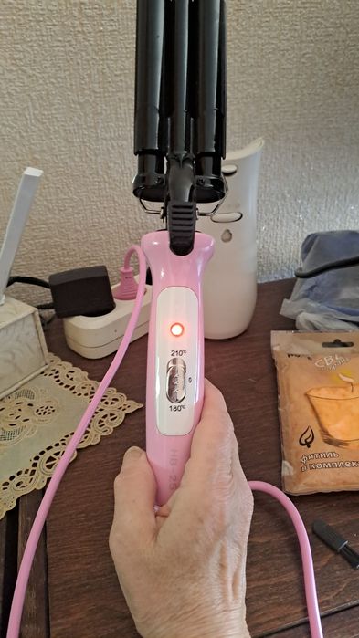 Продам плойка для волос.