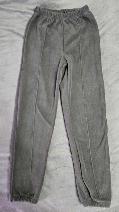 Продам теплый костюм на девочку