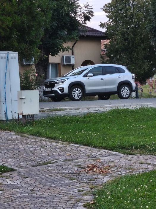 Suzuki S-Cross Suzuki S Cross hibrid 1,4 mașina este în garanție! Are 130 cp !