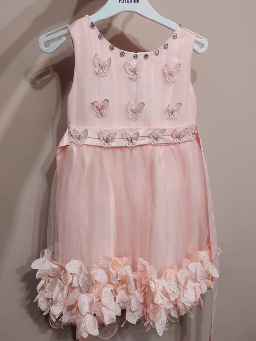 Продам платье для девочки