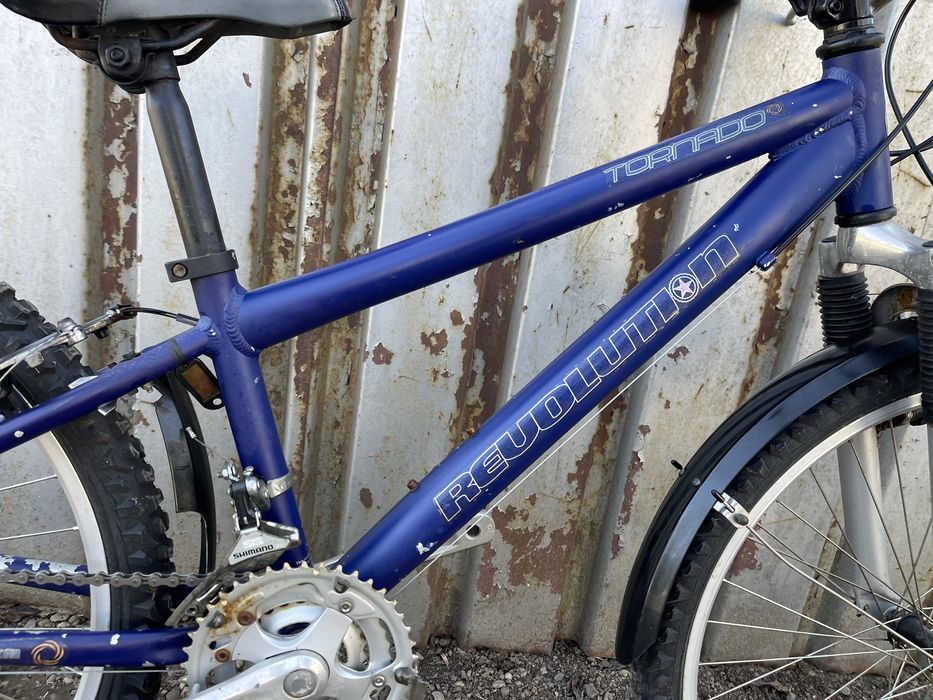 Bicicleta revolution cadru aluminiu roti 24” are scaunul blocat