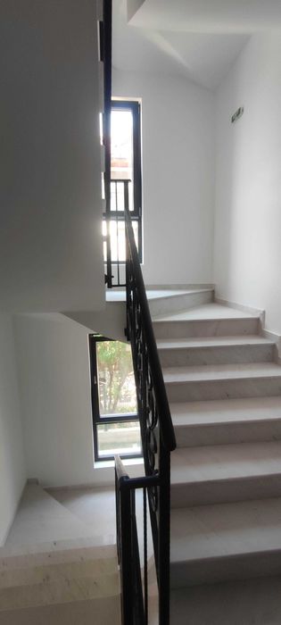 Продава се Тристаен апартамент в Асеновград - 135 кв.м за 919 €/кв.м - Снимка #5