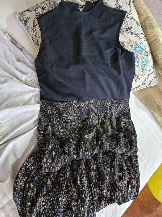 Продаётся женская одежда в идеальном состоянии