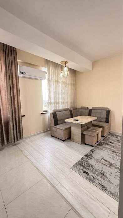 Маклерсиз 3 хонали квартира сотилади